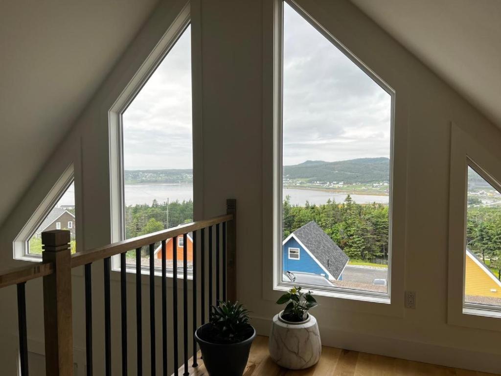 Bambury'S Hillside Chalets Rocky Harbour Exterior photo